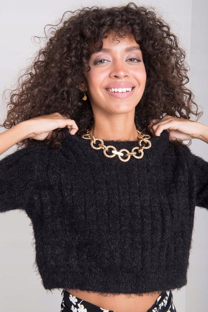 czarny-sweter-damski-674oud-1.jpg